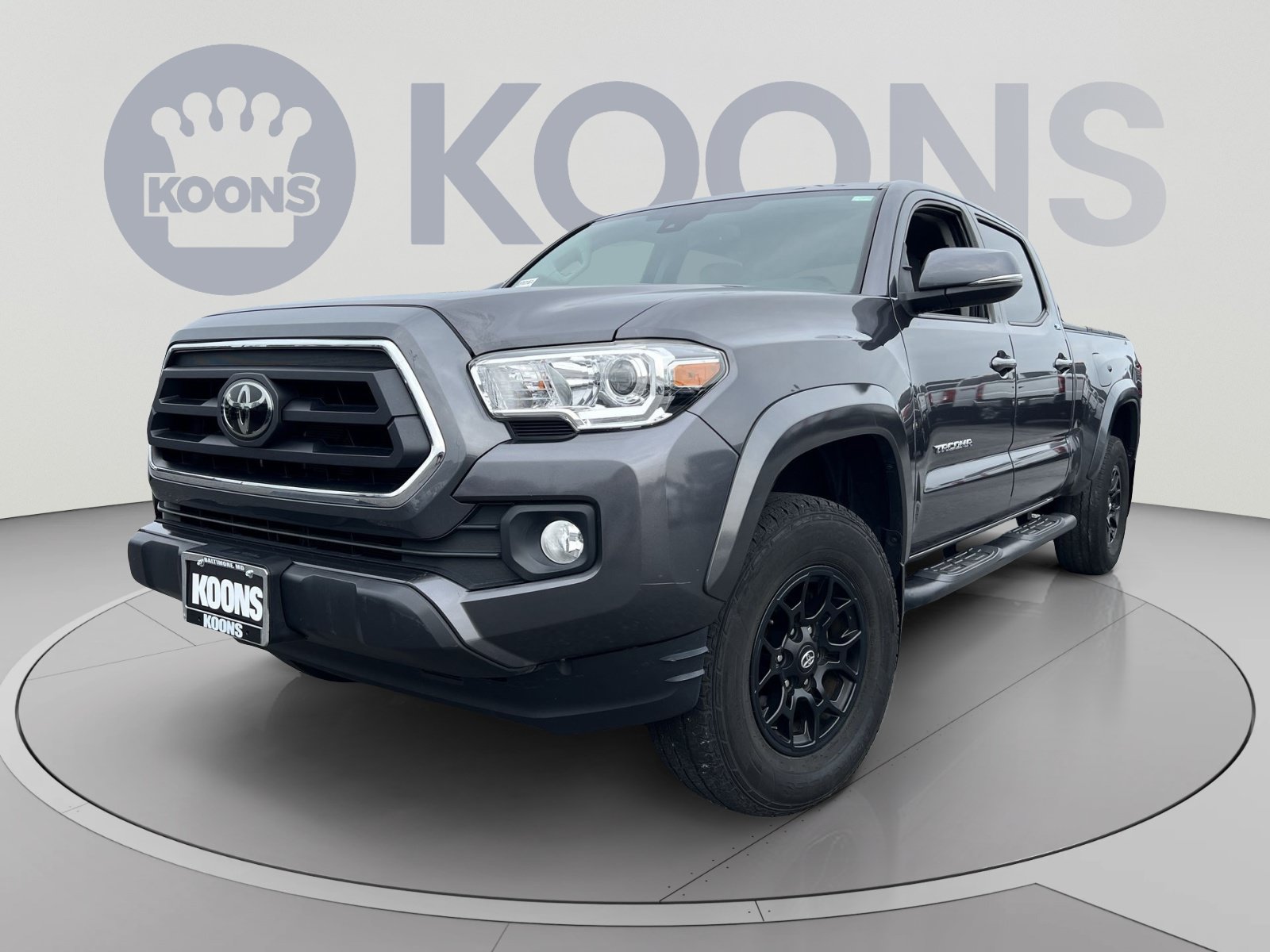 Used 2022 Toyota Tacoma SR5 w/ Technology Package AWD/4WD image 1