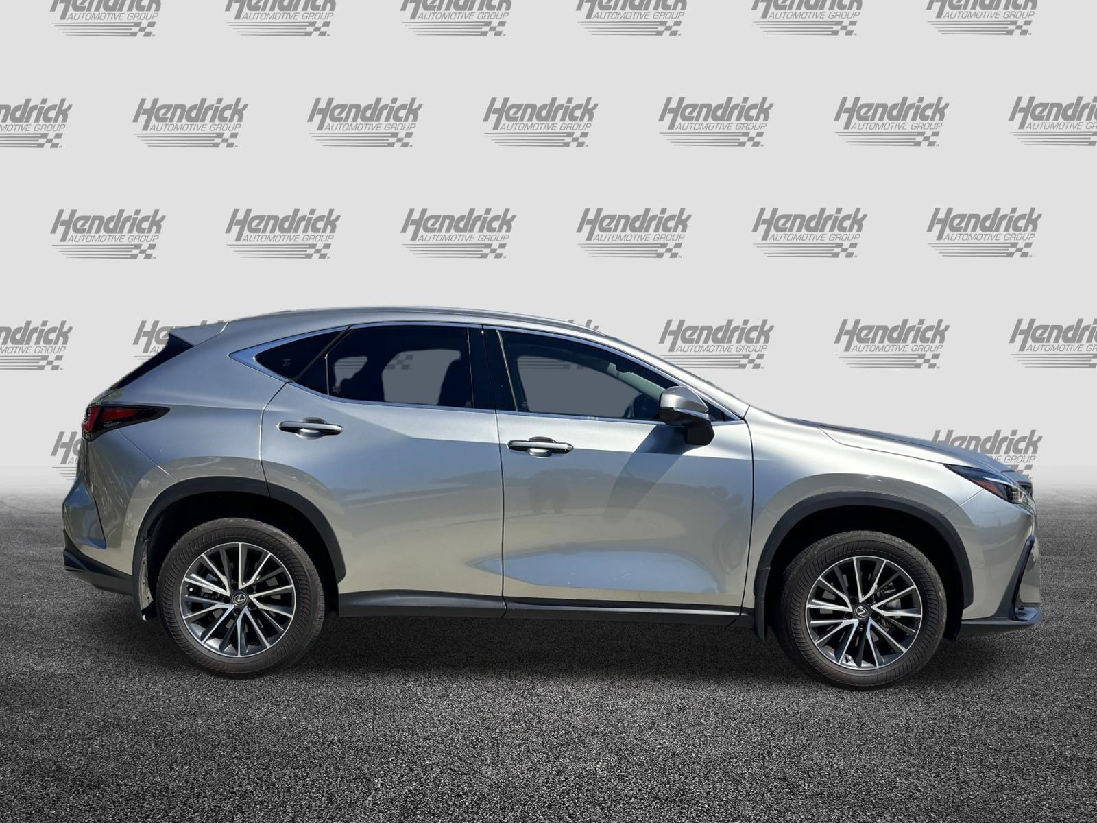 Used 2024 Lexus NX 350h AWD image 10