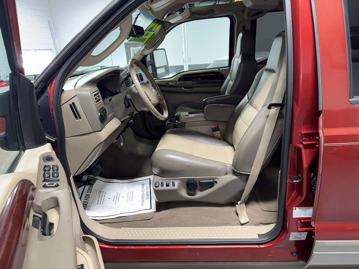 Used 2004 Ford Excursion Eddie Bauer image 14