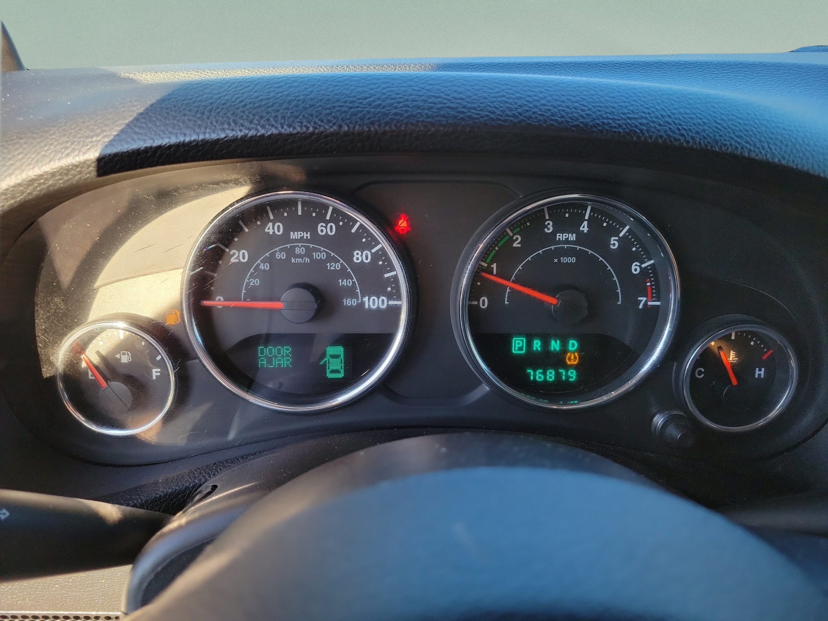 Used 2013 Jeep Wrangler Sport w/ Connectivity Group AWD/4WD image 28