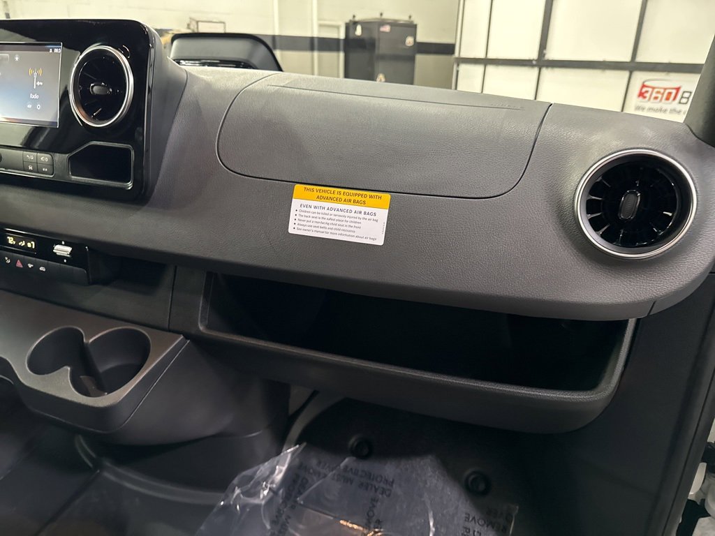 New 2025 Mercedes-Benz Sprinter 3500 image 10