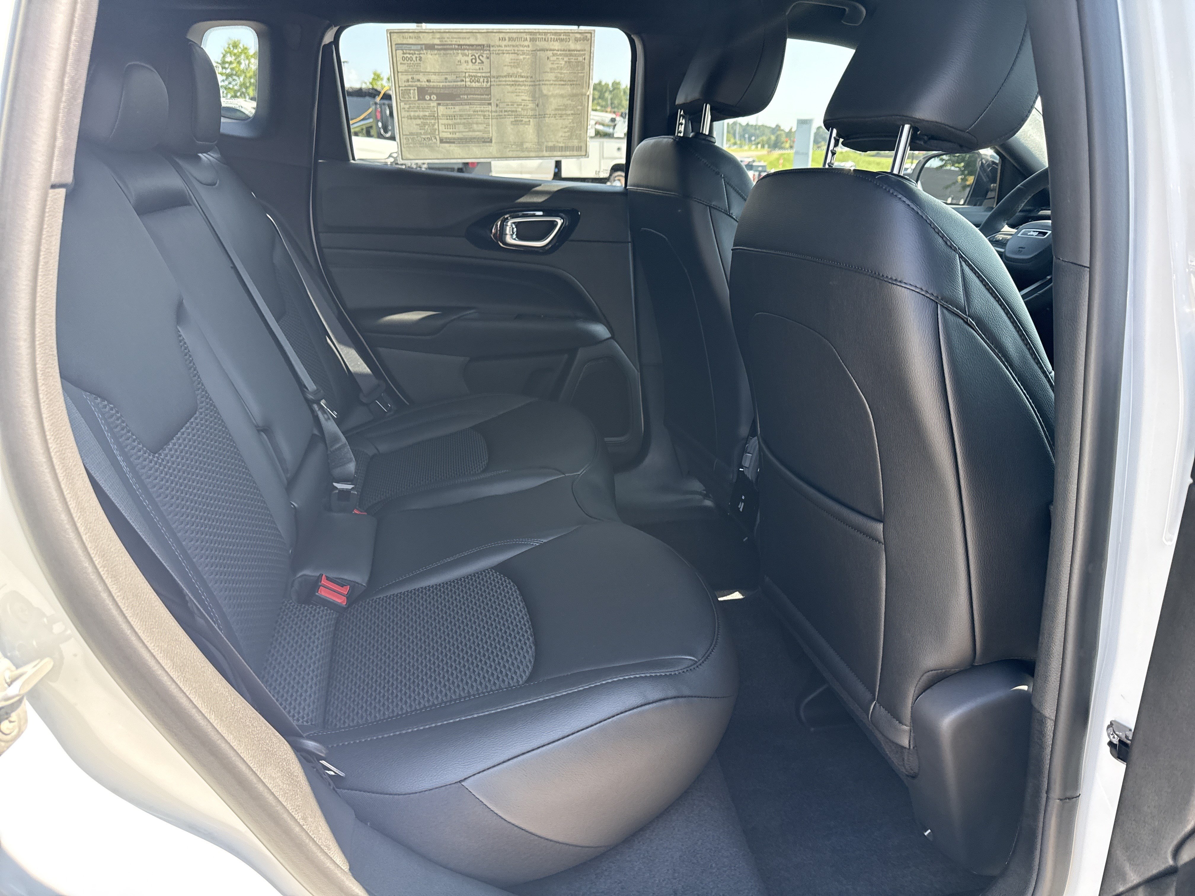New 2026 Jeep Compass Latitude AWD/4WD image 15