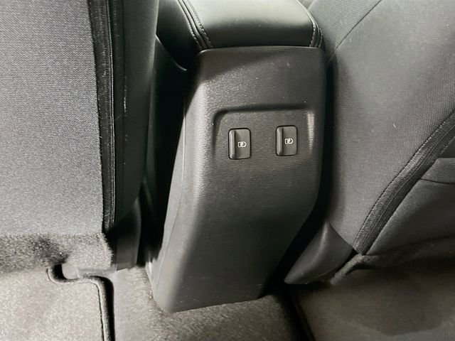 Used 2023 Nissan Kicks SV image 24