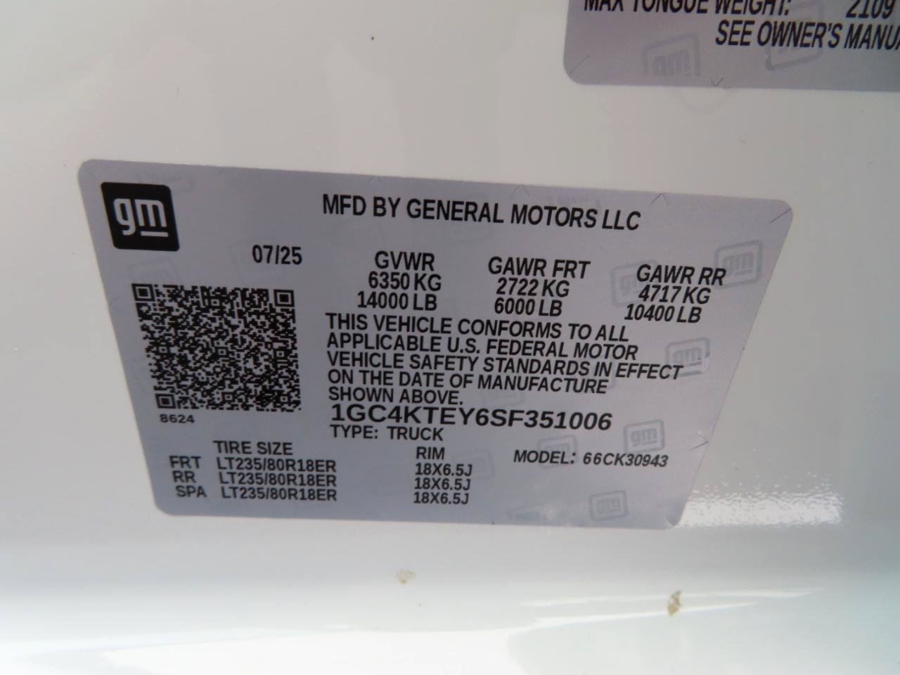 Used 2025 Chevrolet Silverado 3500 LT w/ Safety Package AWD/4WD image 26