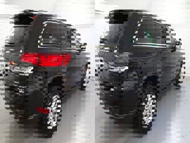 Certified 2022 Jeep Grand Cherokee Laredo X image 22