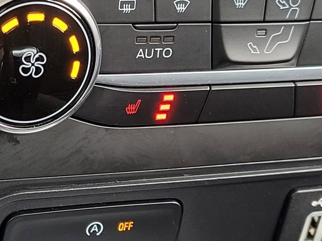 Used 2021 Ford EcoSport SE w/ SE Convenience Package image 27