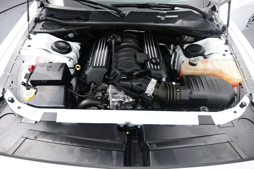 Used 2022 Dodge Challenger R/T Scat Pack w/ Driver Convenience Group RWD image 28