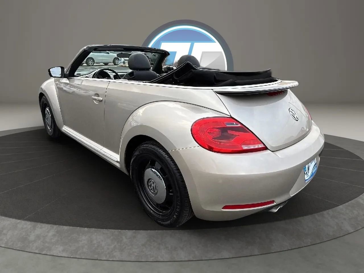 Used 2013 Volkswagen Beetle 2.5 image 20