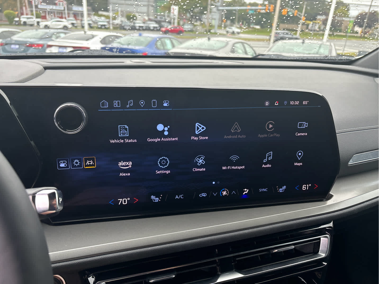 Certified 2024 Chevrolet Traverse LS FWD image 11
