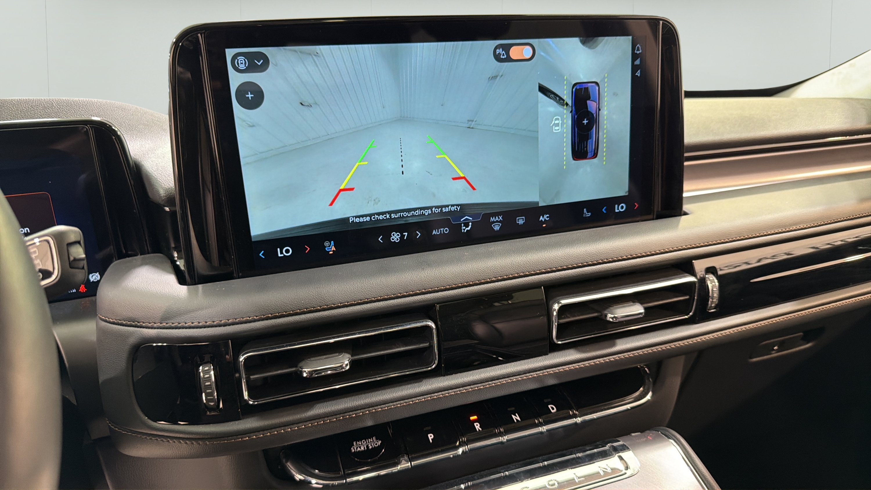 Used 2026 Lincoln Aviator 2WD image 16