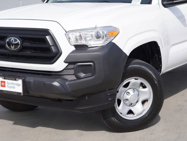 Used 2022 Toyota Tacoma SR image 5