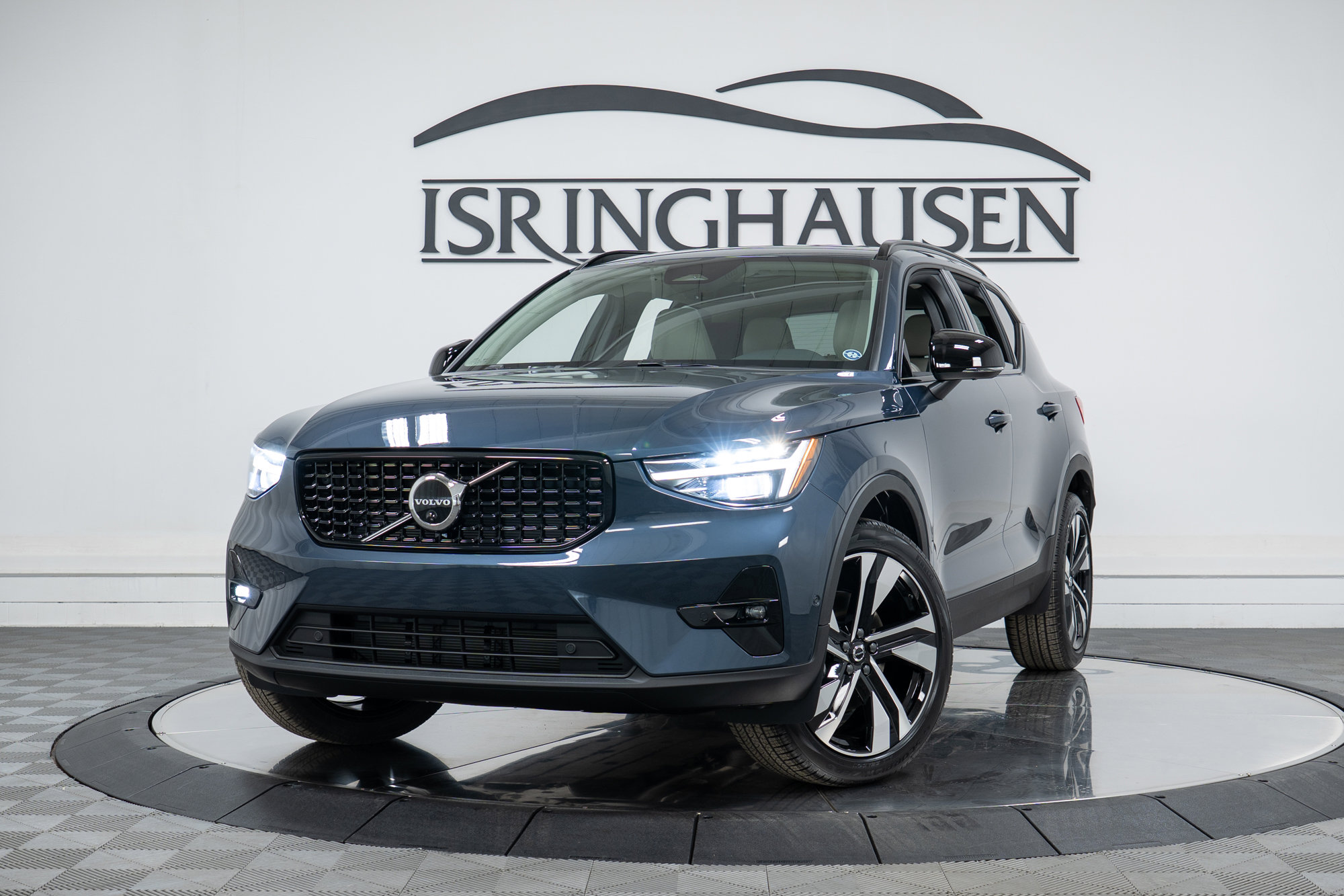 New 2026 Volvo XC40 B5 Ultra w/ Climate Package image 26