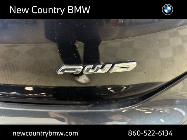 Used 2022 Ford Edge Titanium w/ Equipment Group 301A image 12