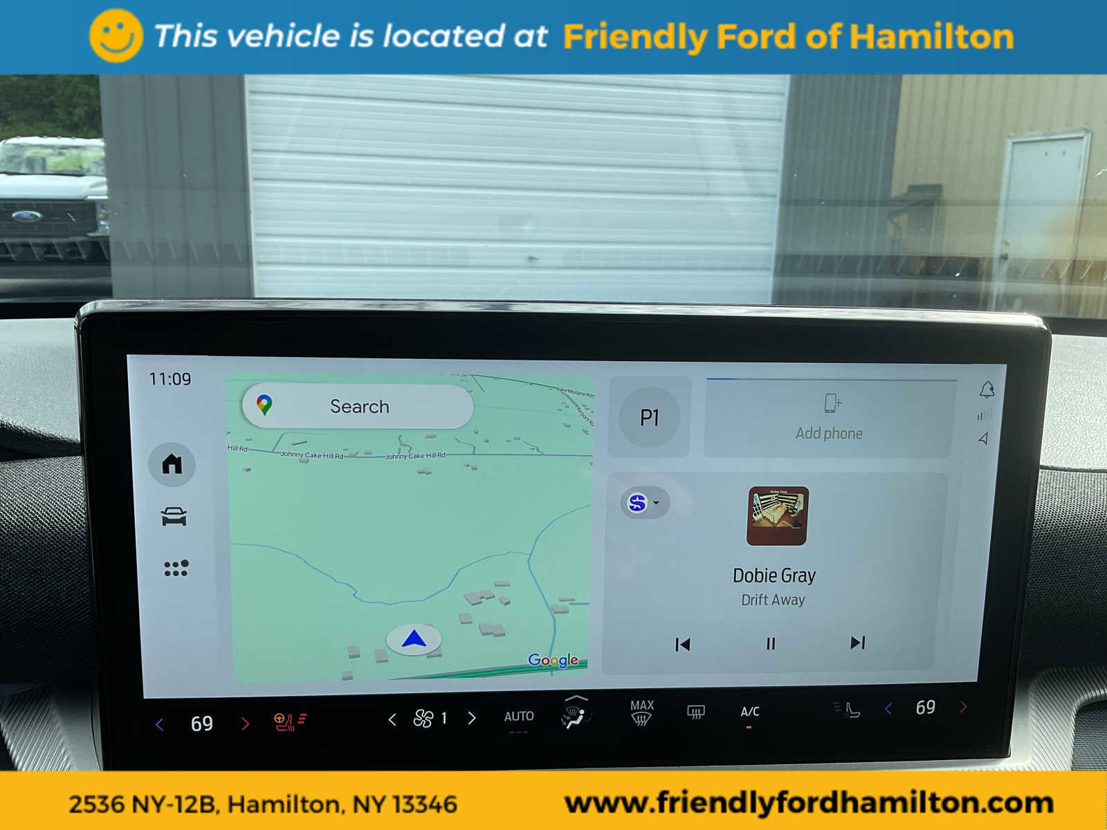 Used 2025 Ford Explorer ST-Line w/ Premium Package image 18