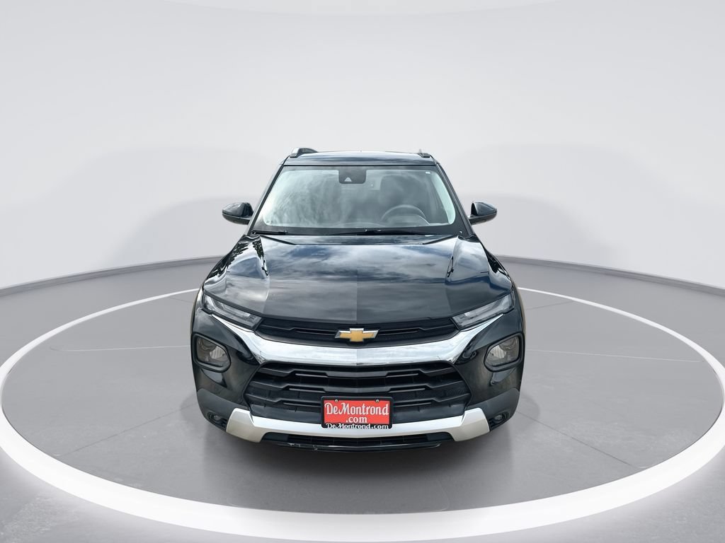 Used 2023 Chevrolet TrailBlazer LT w/ Convenience Package FWD image 3