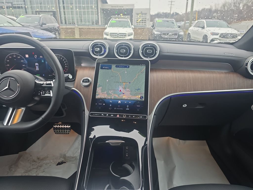 Used 2025 Mercedes-Benz GLC 350e image 18