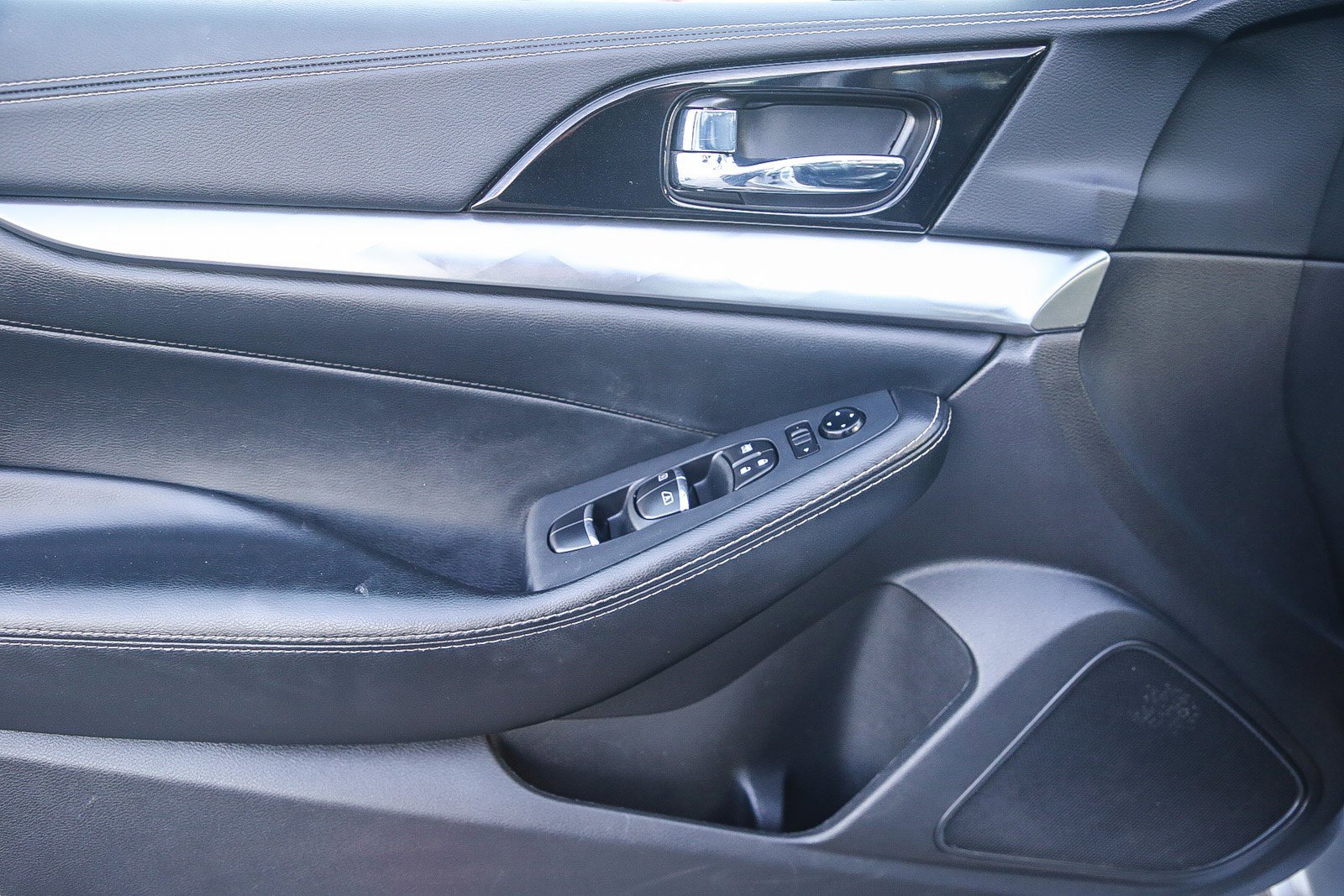 Used 2023 Nissan Maxima SV w/ Floor Mat Group image 22