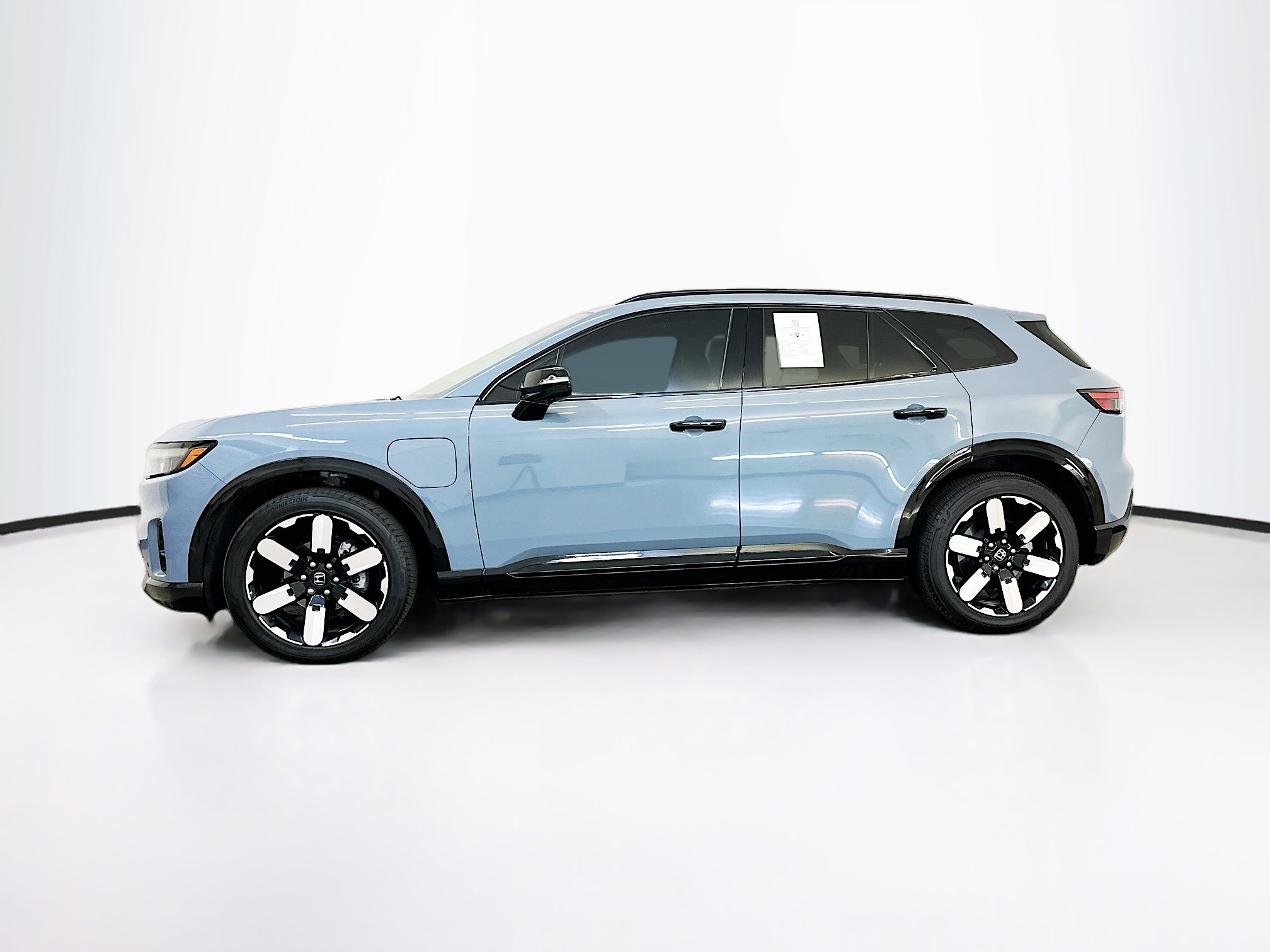 Used 2025 Honda Prologue Elite image 4