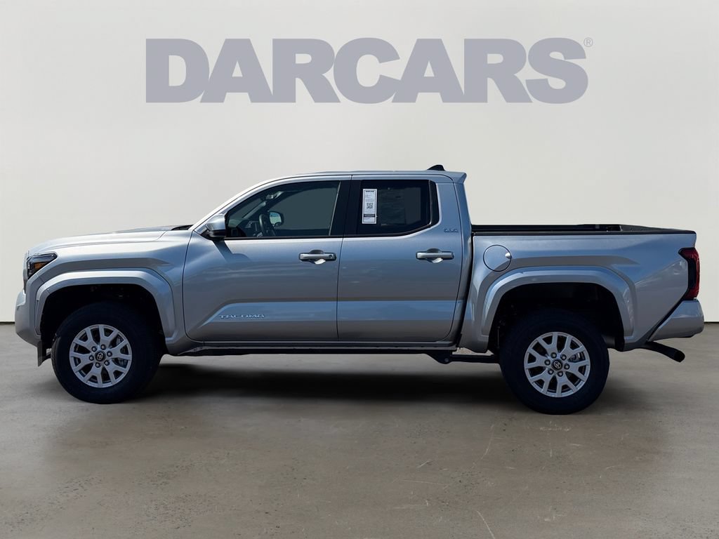 Used 2026 Toyota Tacoma SR5 AWD/4WD image 4
