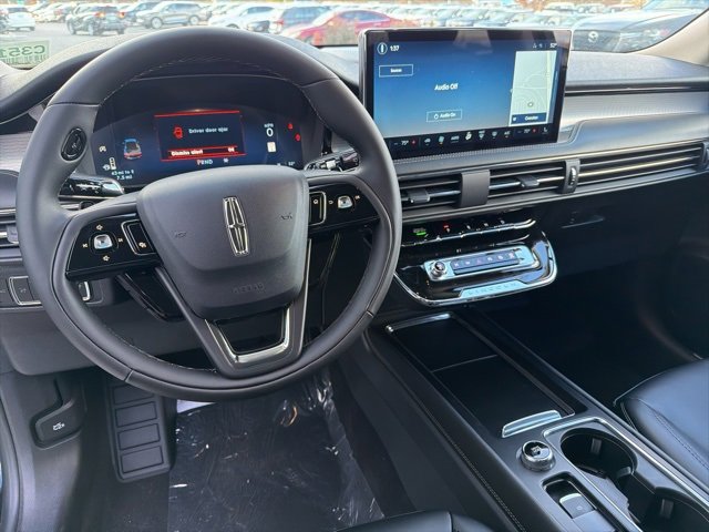 New 2026 Lincoln Corsair Premiere image 9