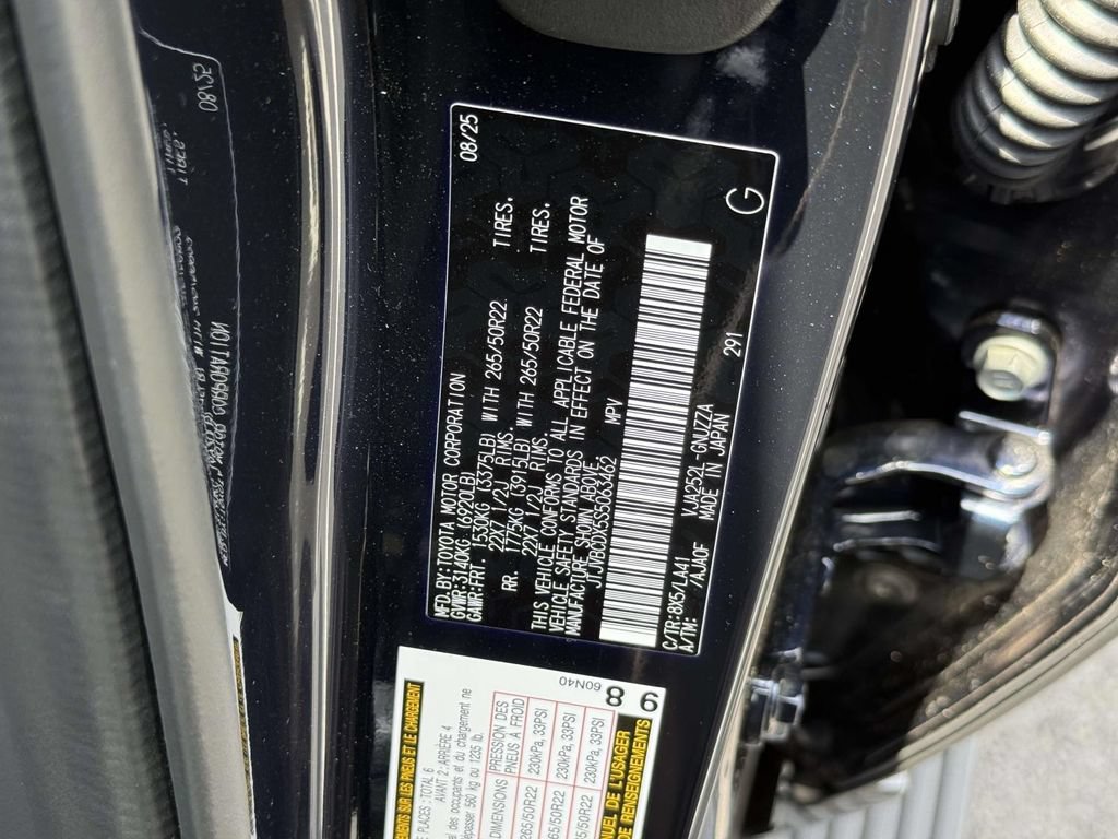 Used 2025 Lexus GX 550 w/ Accessory Package (Z1) AWD/4WD image 33