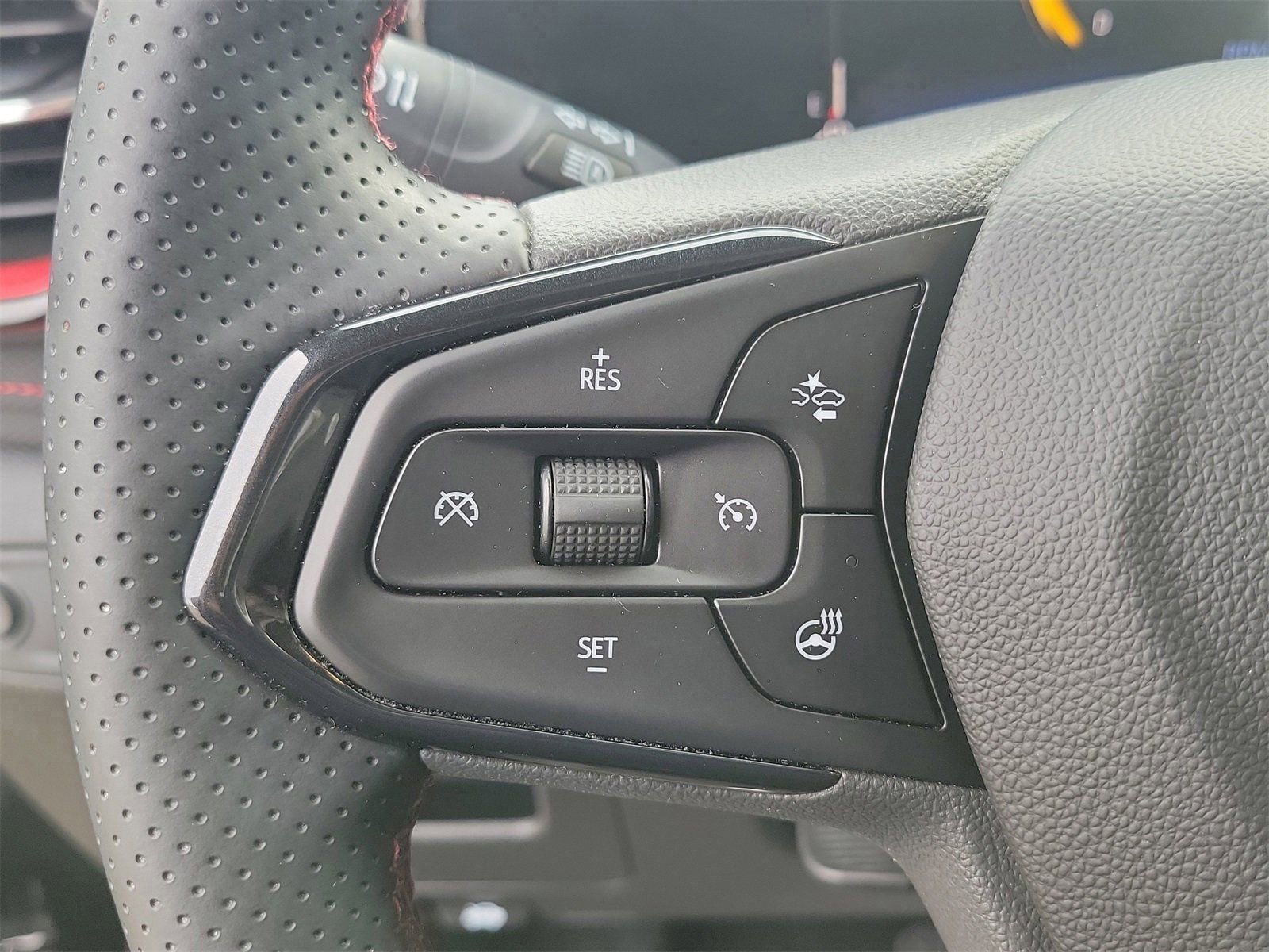 Used 2025 Chevrolet TrailBlazer RS w/ Convenience Package image 23