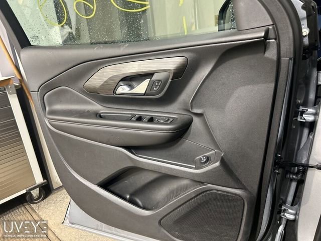 Certified 2023 GMC Terrain SLE w/ Driver Convenience Package AWD/4WD image 5