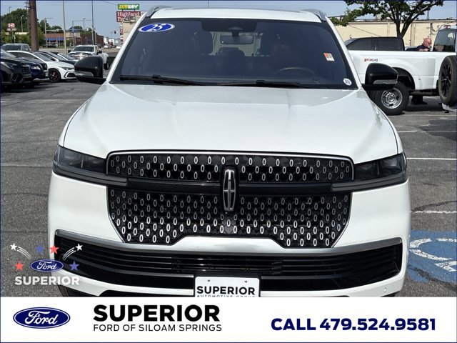 Used 2025 Lincoln Navigator Reserve AWD/4WD image 13
