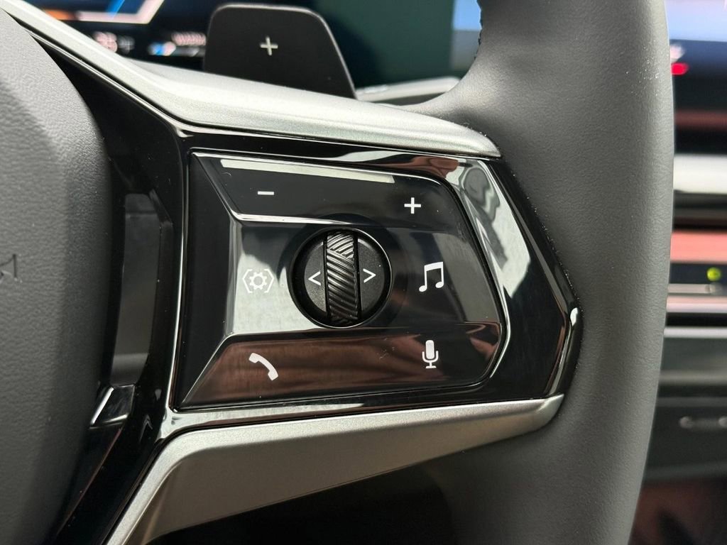 Certified 2026 BMW 540i xDrive image 17