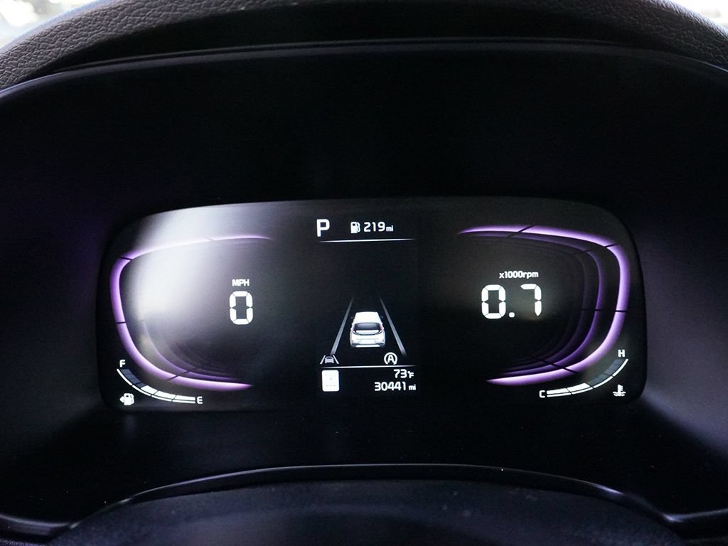 Used 2025 Kia Soul LX w/ LX Technology Package FWD image 39