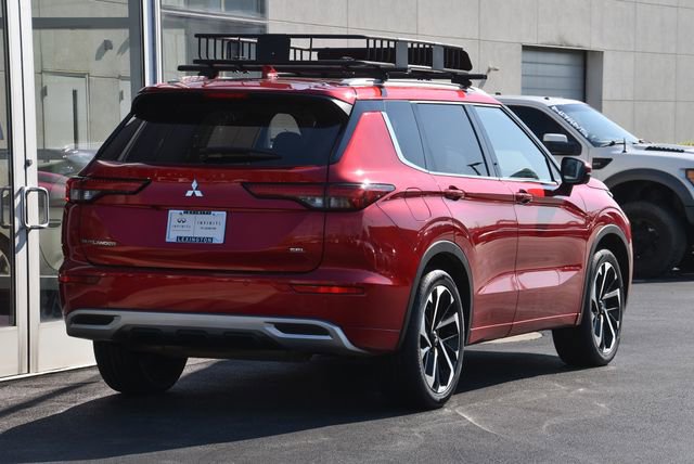 Used 2023 Mitsubishi Outlander AWD image 8