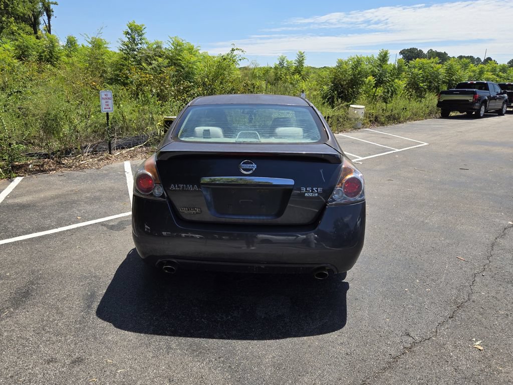 Used 2008 Nissan Altima 3.5 SE w/ Emergency Aid Pkg FWD image 4