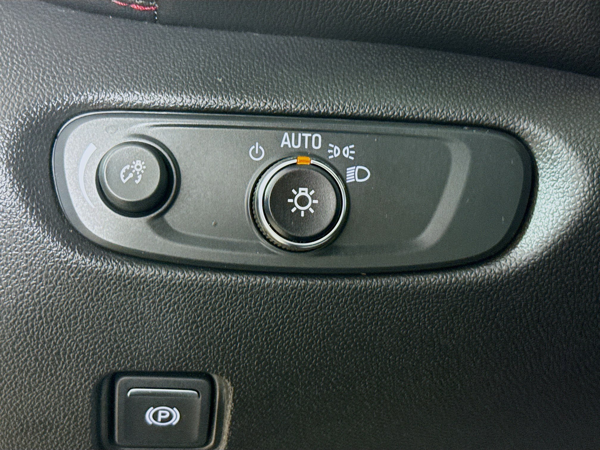 Used 2020 Chevrolet Blazer RS FWD image 9