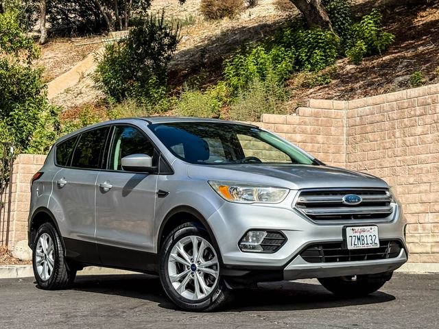 Used 2017 Ford Escape SE image 12