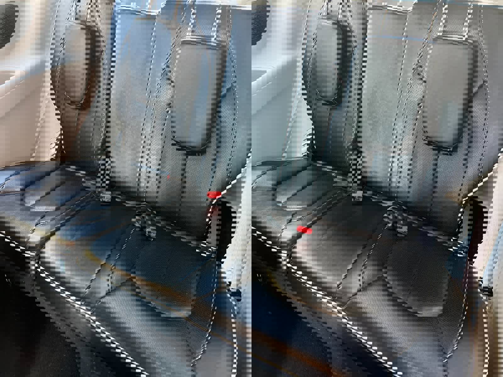 Used 2023 Chrysler Pacifica Limited image 16