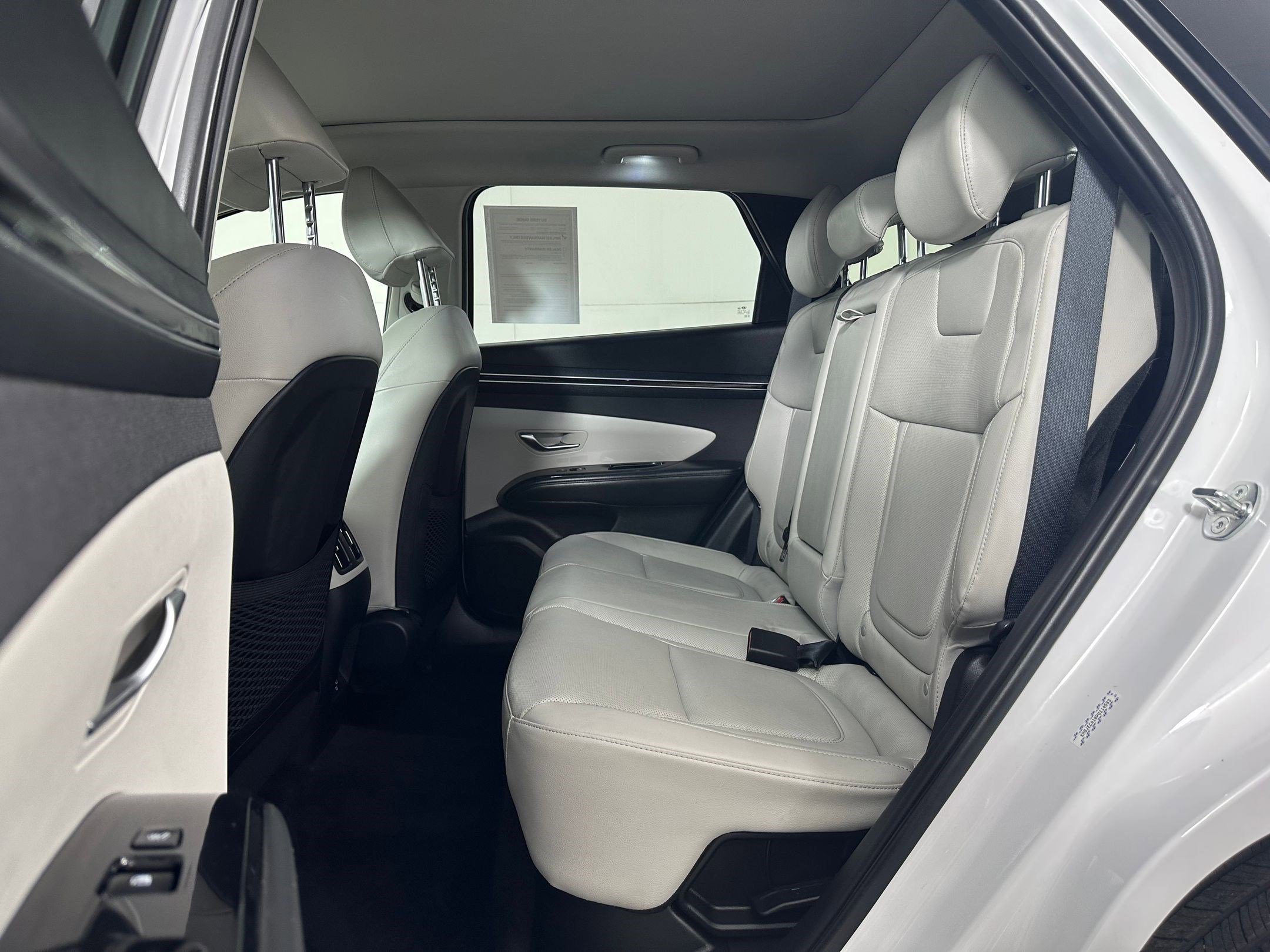 Used 2023 Hyundai Tucson Limited image 12