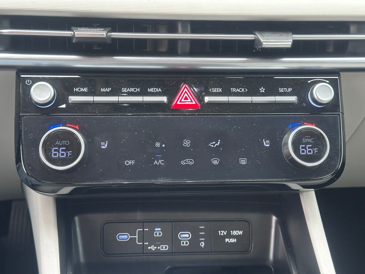 Used 2025 Hyundai Tucson SEL image 34