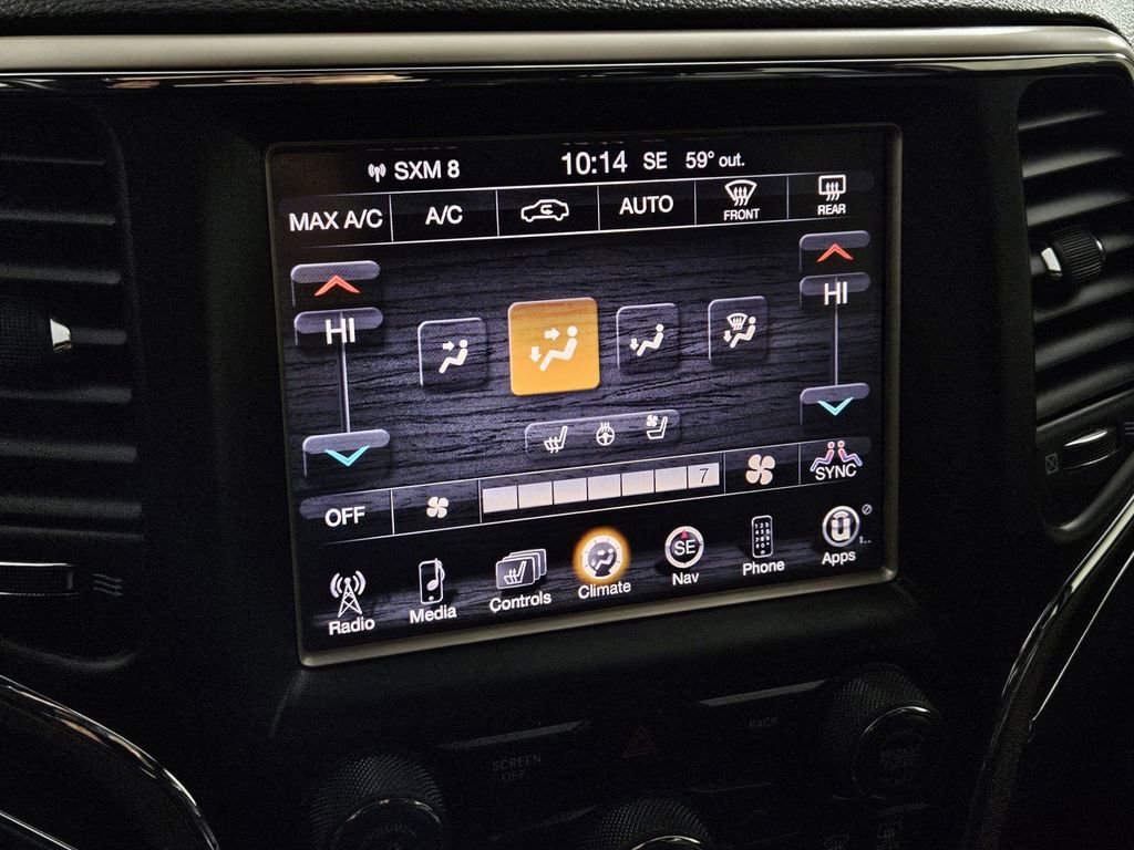 Used 2015 Jeep Grand Cherokee Limited w/ Luxury Group II AWD/4WD image 15