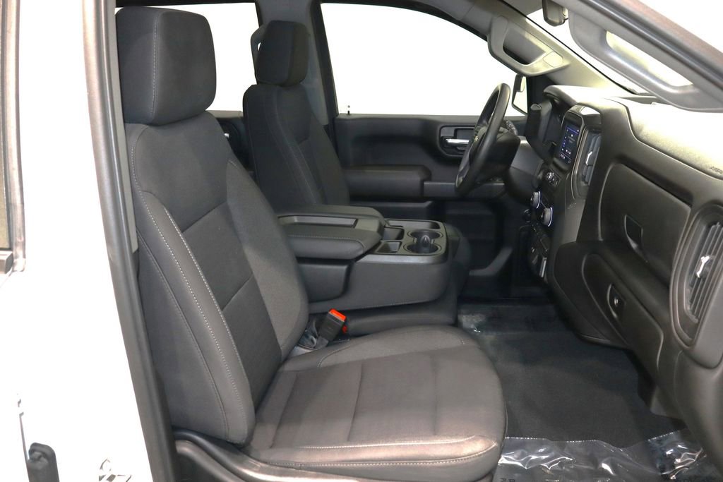 Used 2024 Chevrolet Silverado 1500 Custom w/ Turbomax Blackout Package image 25