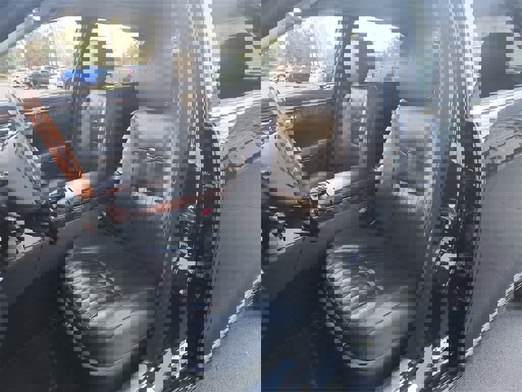 Used 2008 Mercedes-Benz S 600 image 11