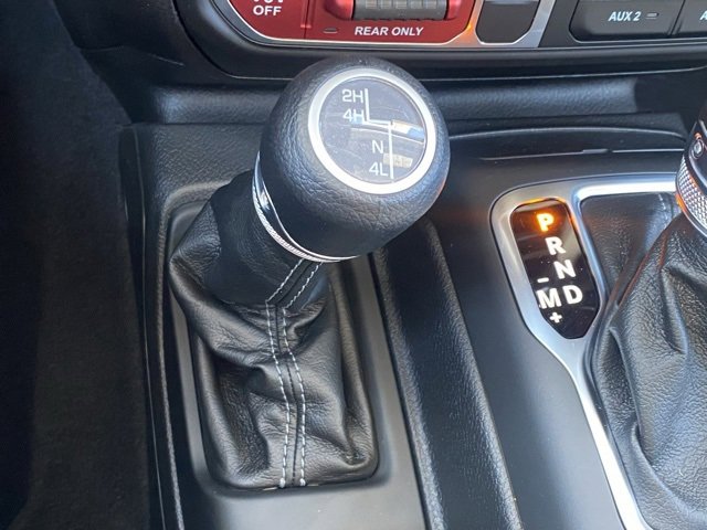 New 2025 Jeep Gladiator Willys image 24