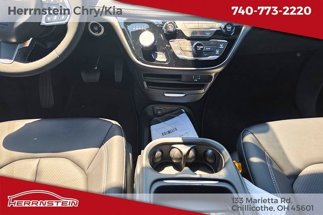 New 2027 Chrysler Pacifica Select FWD image 11