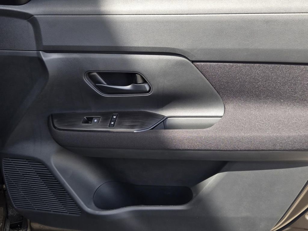 New 2026 Nissan Kicks S image 8