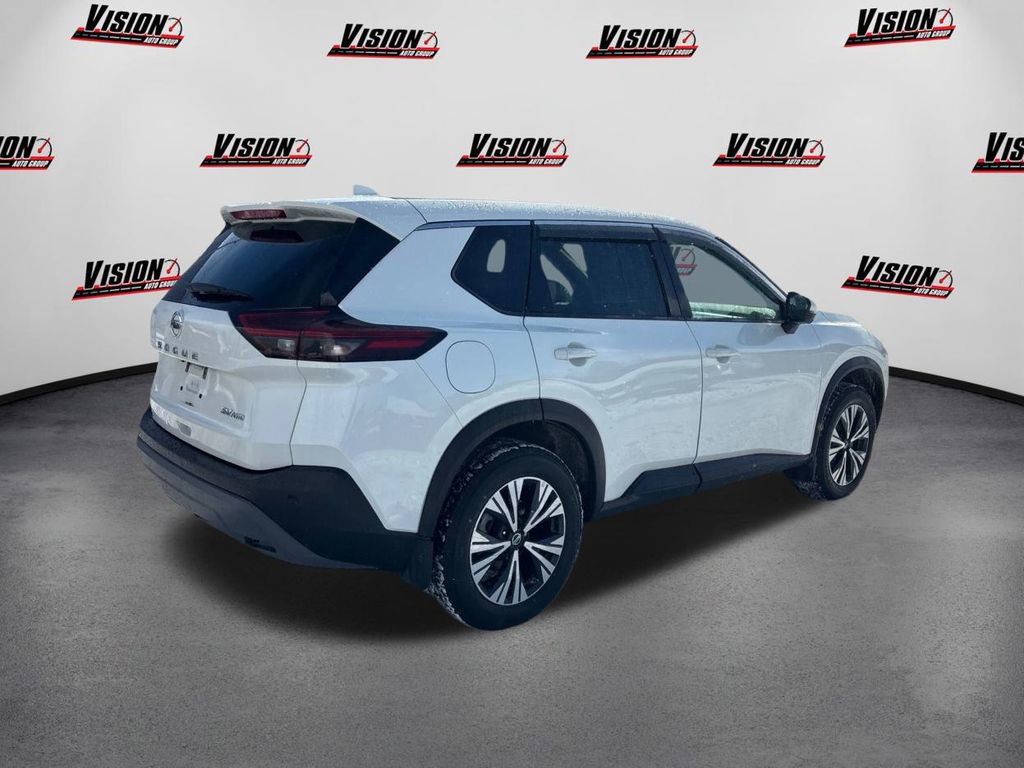 Used 2021 Nissan Rogue SV image 5
