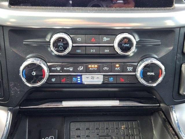 Used 2025 Ford F150 Lariat w/ Equipment Group 501A Mid AWD/4WD image 17