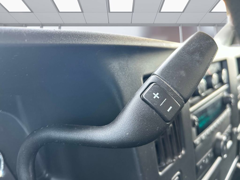 Used 2022 Chevrolet Express 2500 w/ Driver Convenience Package image 25