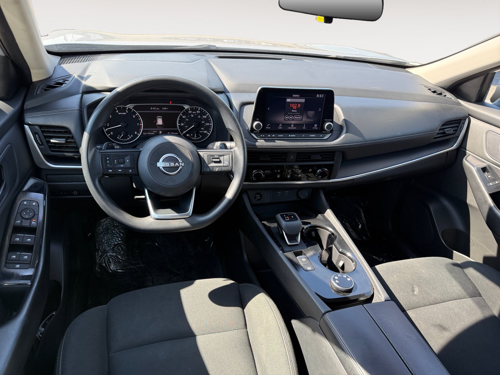 Used 2024 Nissan Rogue S AWD/4WD image 15