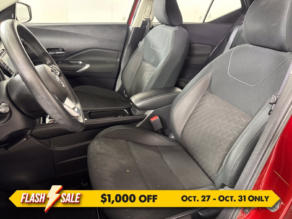 Used 2024 Nissan Kicks SV w/ Interior Electronics Package FWD image 10