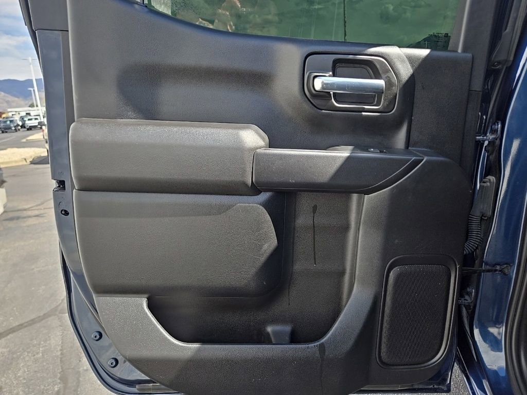 Used 2023 Chevrolet Silverado 1500 Custom image 37