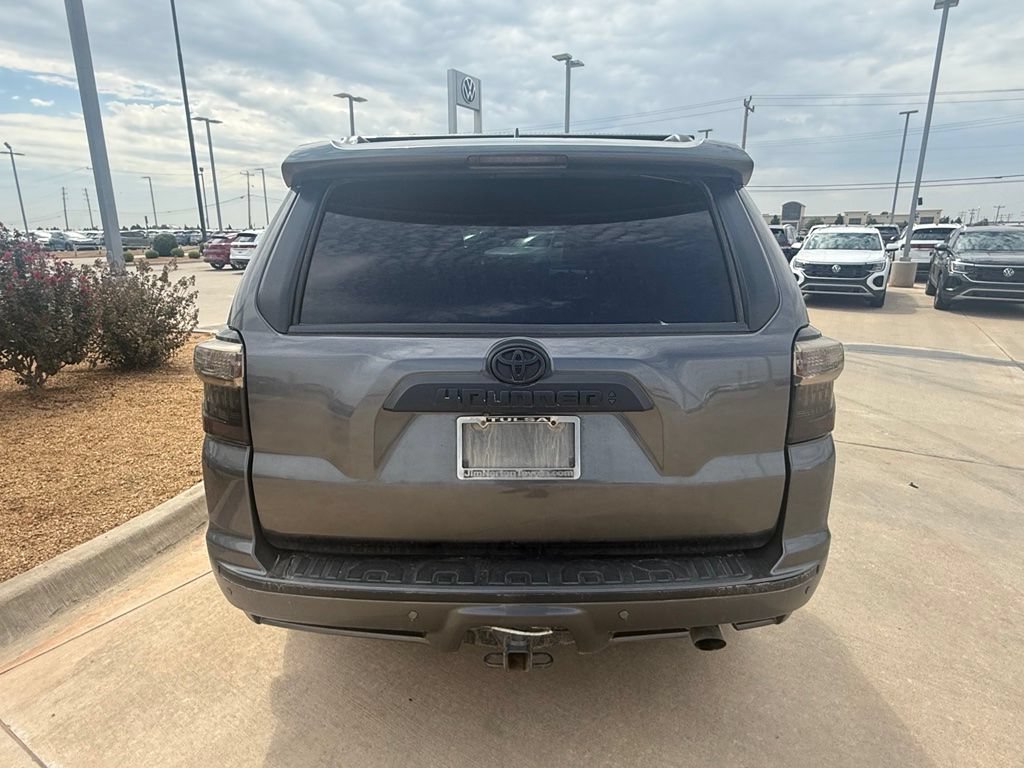 Used 2016 Toyota 4Runner Limited AWD/4WD image 4